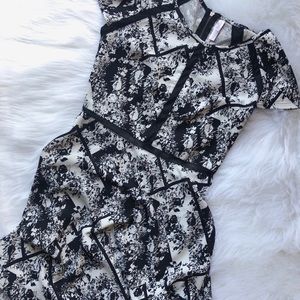 Xhiliration Patterned Dress
